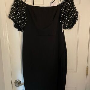 Elegant Black Dress with Pearl Embellishments